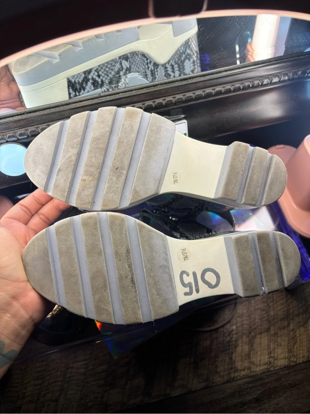 Women's Gray/Blue Snake-Print Platform Sandals with Stud Accents Jessica Simpson